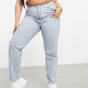 *DONATED* Missguided High Waisted Mom Jeans with Raw Hem - 18